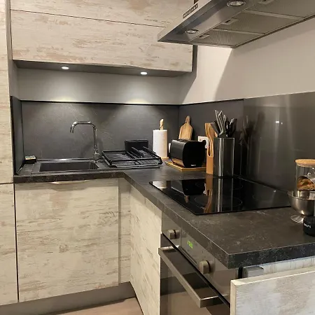 T2 Proche De La Et Au Calme Apartamento *