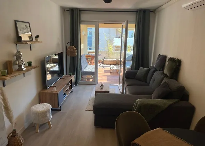 T2 Proche De La Et Au Calme Appartement Ajaccio (Corsica)
