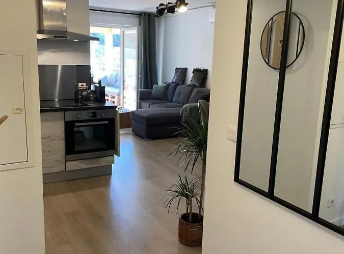 Apartamento T2 Proche De La Et Au Calme *